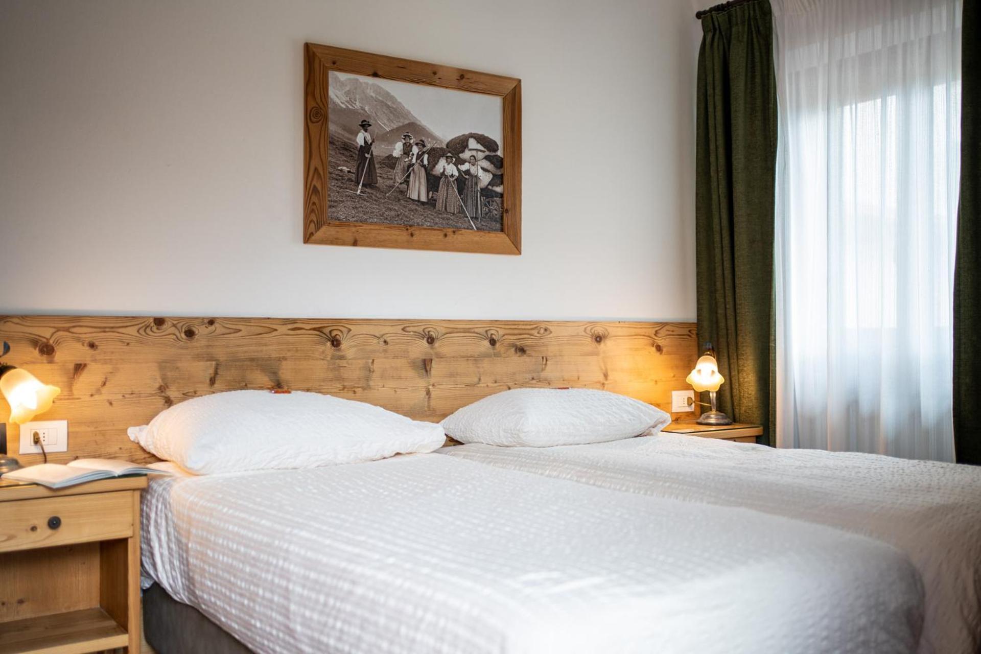 Hotel Panda Cortina- Ricarica Auto Elettriche Cortina d'Ampezzo Luaran gambar